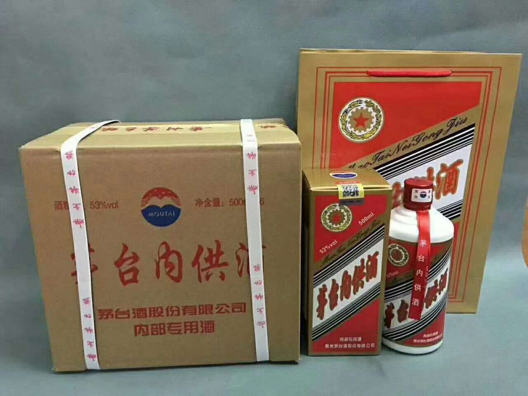 假酒案频发！买酒最好找熟人，看了这些你就会明白...