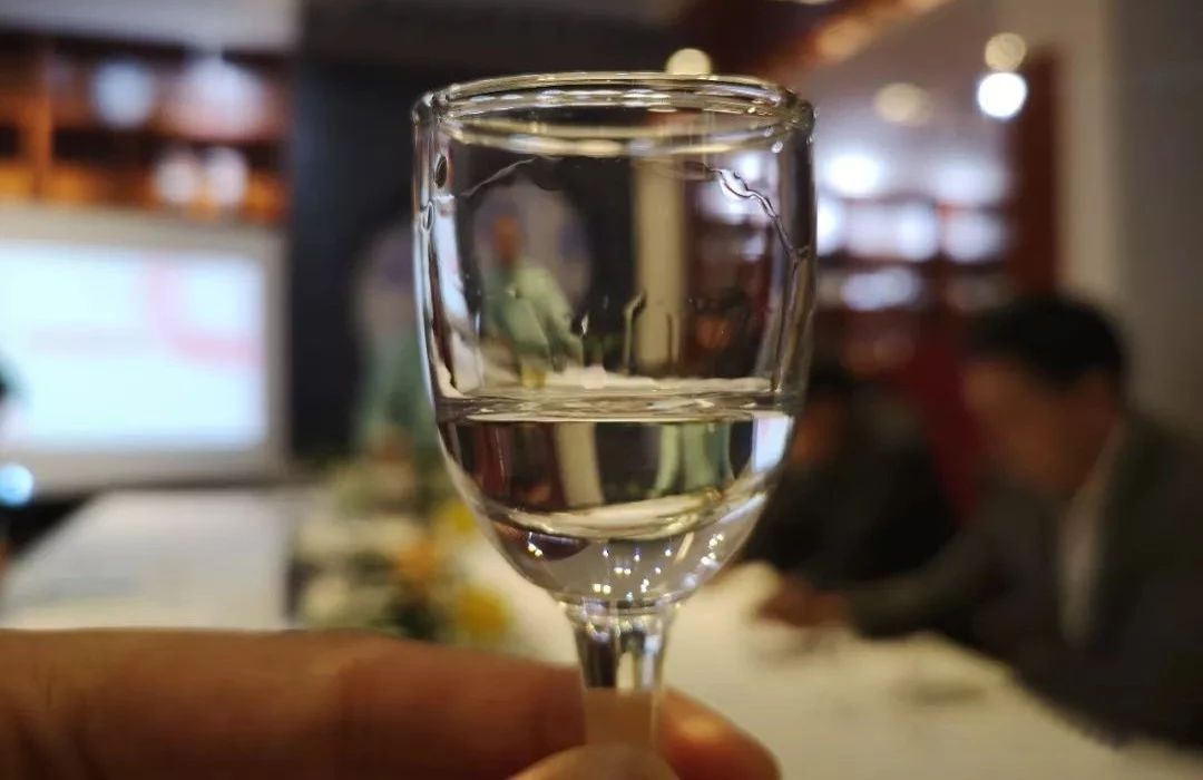喝酒，简单；会喝酒，不简单；能喝好每一场酒，那可就...
