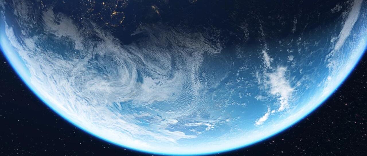 茶若醉人何须酒，唯有碎银解千愁