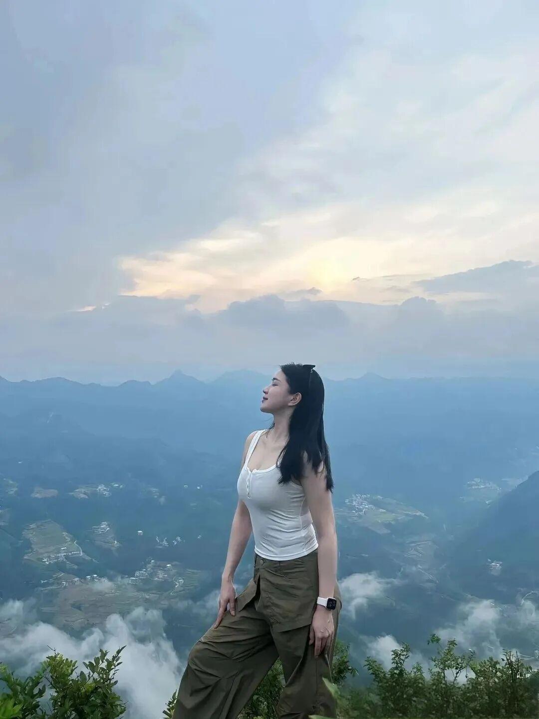 女孩3.jpg 女孩3.jpg