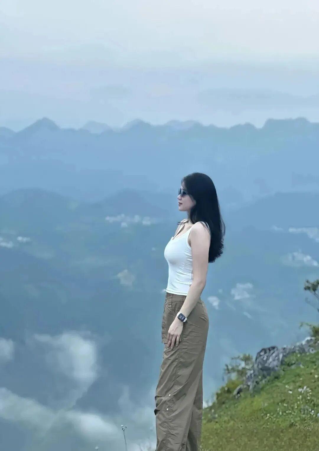 女孩2.jpg 女孩2.jpg