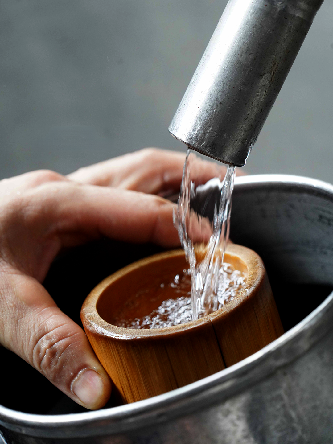 茅台酒为什么好喝，核心之一是：37-40℃精准接酒